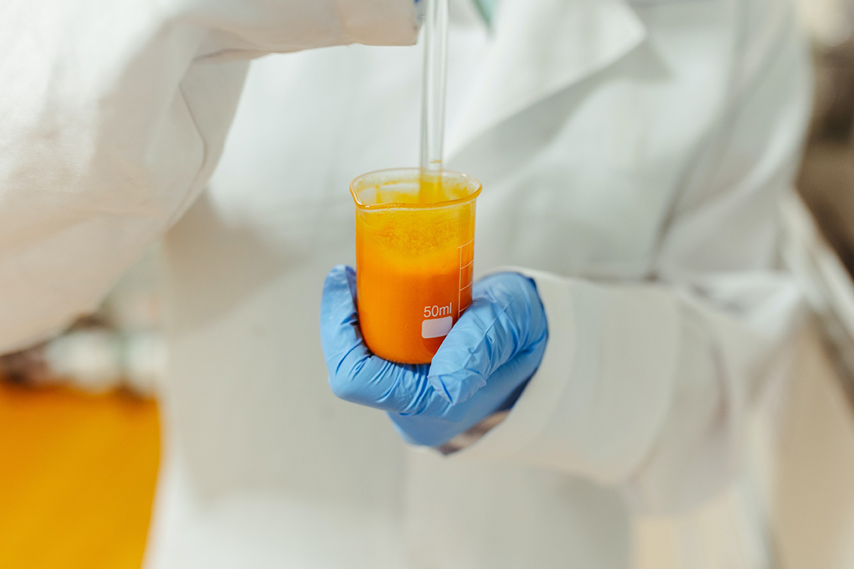 From Hospitals to Kitchens: Where Disposable Gloves Shine